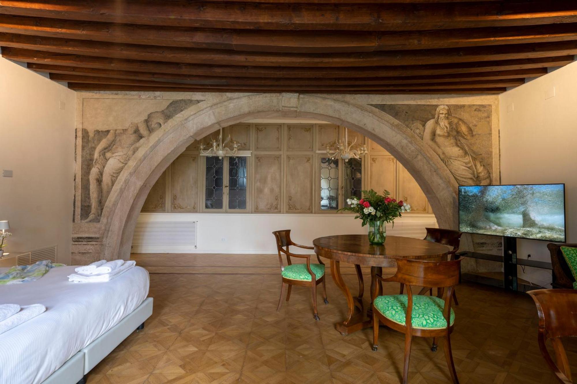Mocenigo Grand Canal Luxury Suites 베니스 외부 사진