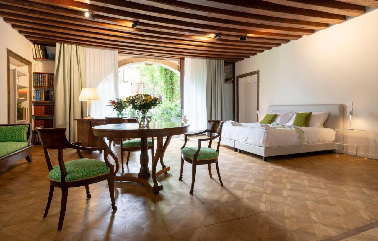 Mocenigo Grand Canal Luxury Suites 베니스 외부 사진
