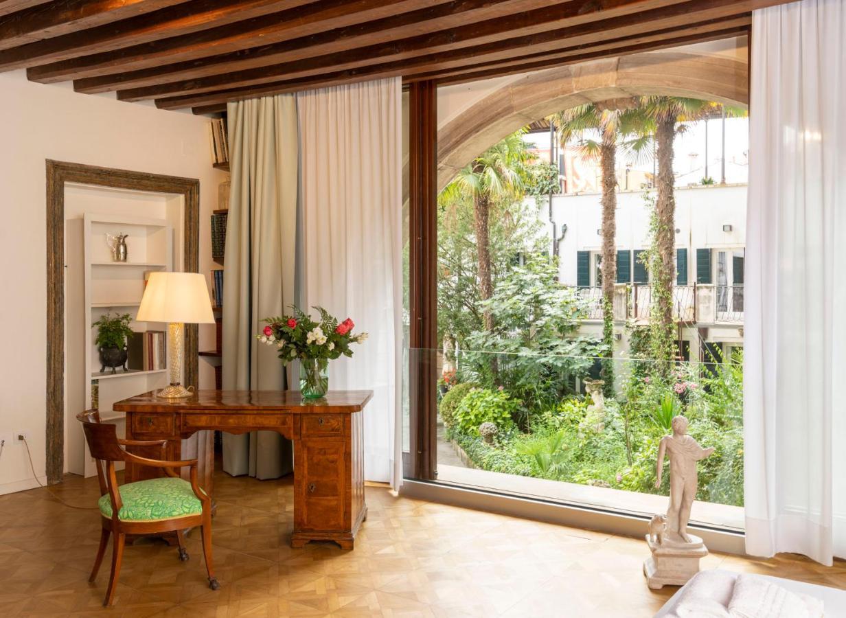 Mocenigo Grand Canal Luxury Suites 베니스 외부 사진