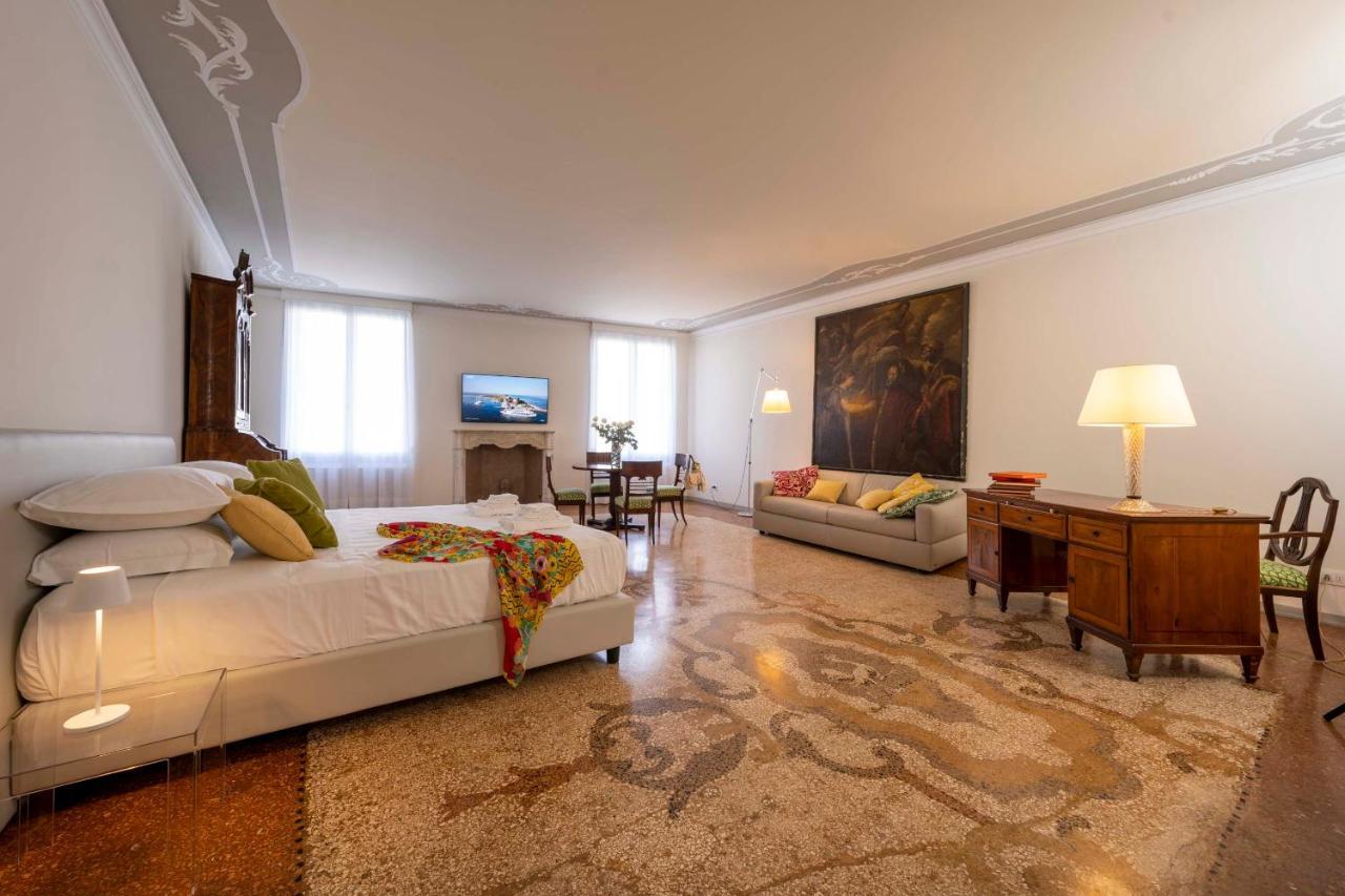 Mocenigo Grand Canal Luxury Suites 베니스 외부 사진